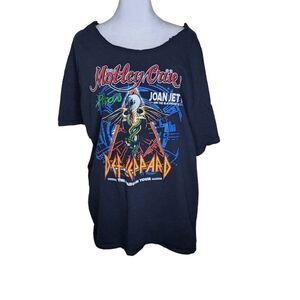 Stadium Tour Def Leppard Motley Crue Merch TShirt Womens Size 1X Black